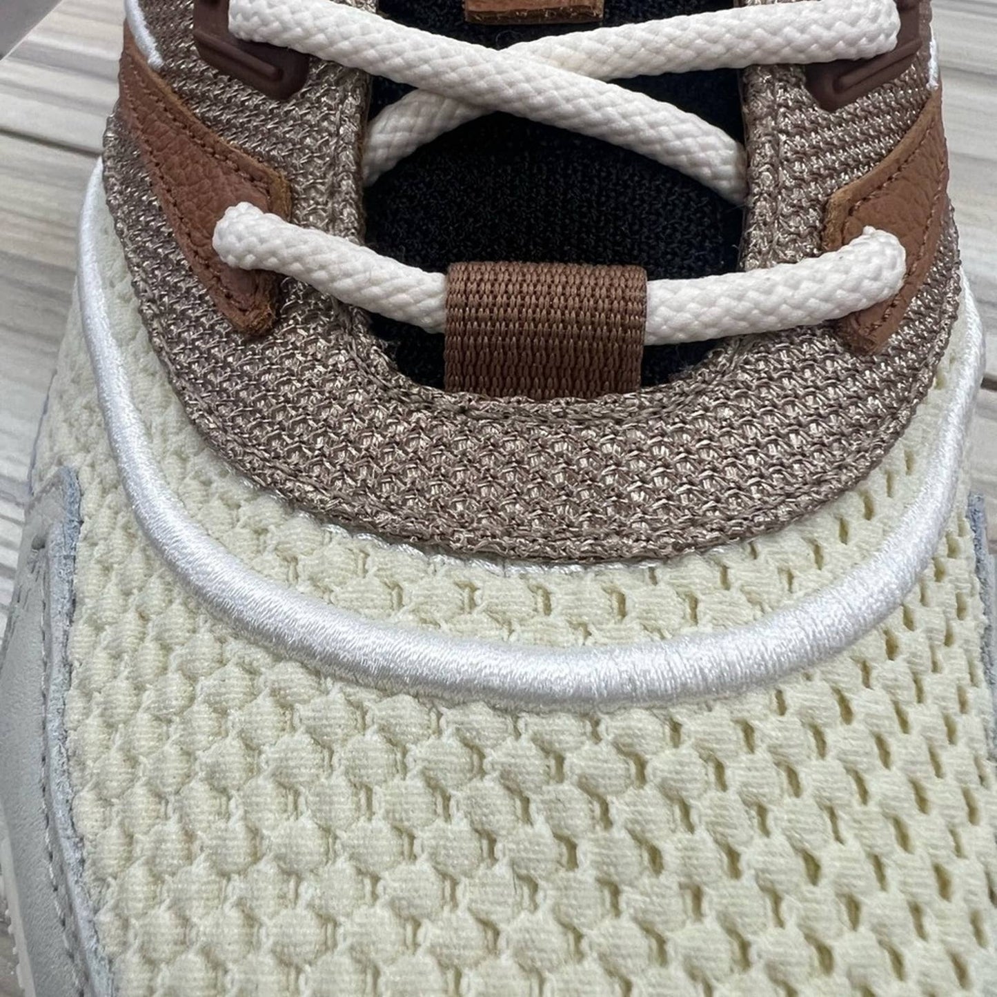 GIVENCHY TAN GIV 1 LACE UP SNEAKERS