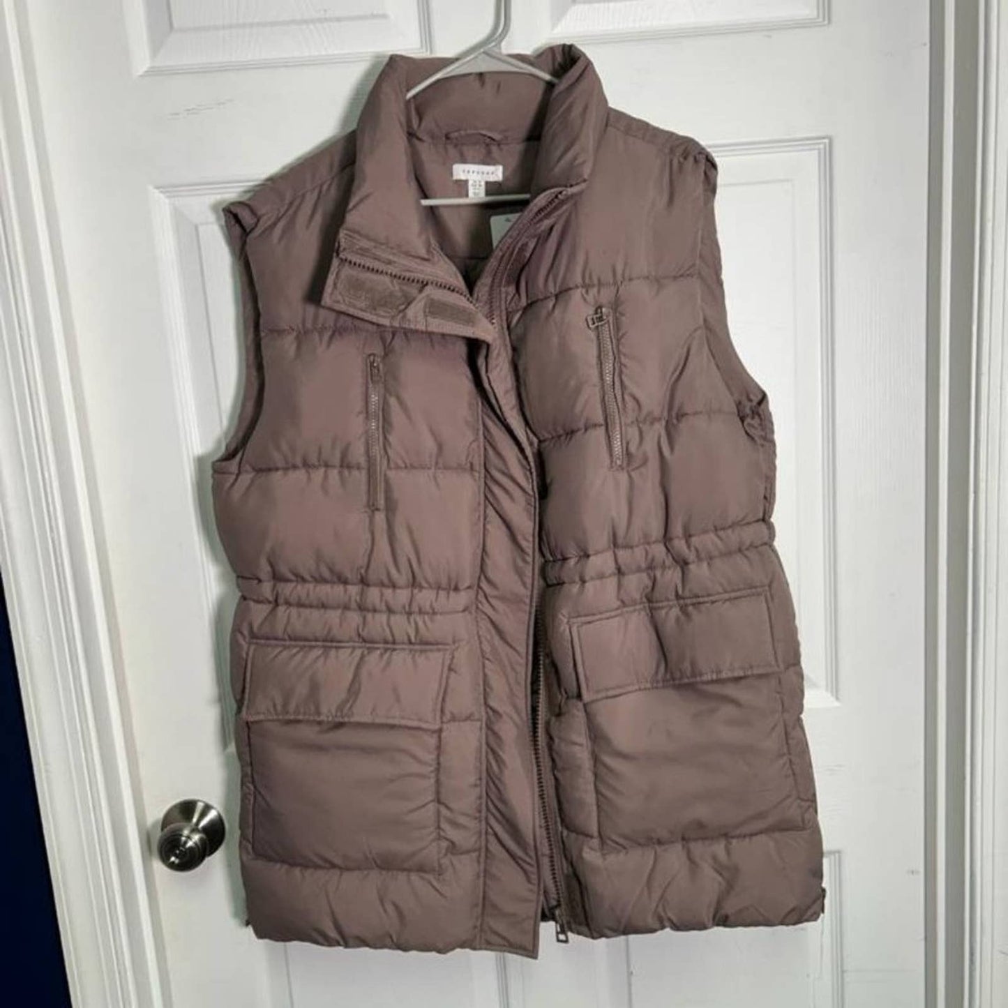 TOPSHOP PUFFER VEST NWOT