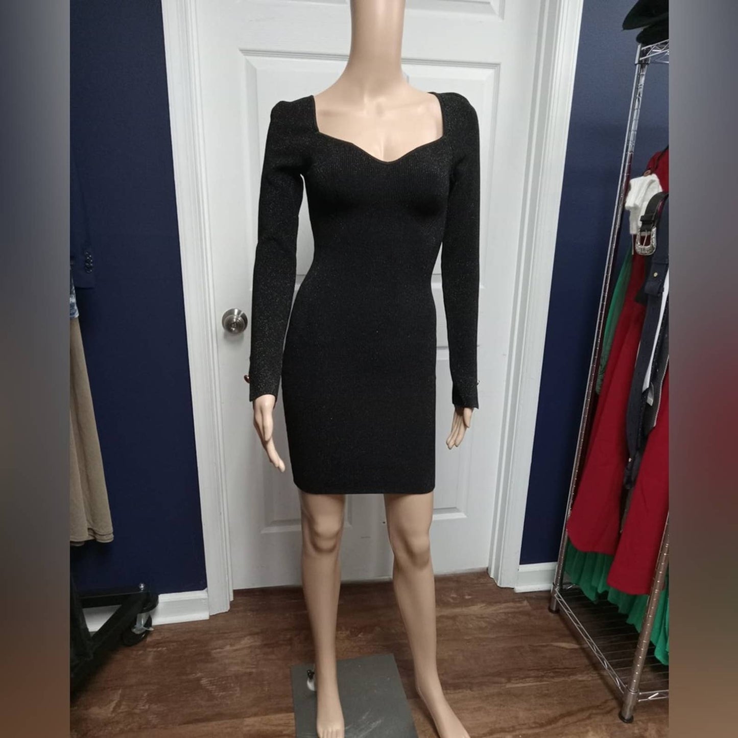 BLACK LONG SLEEVE MINI BODYCON DRESS