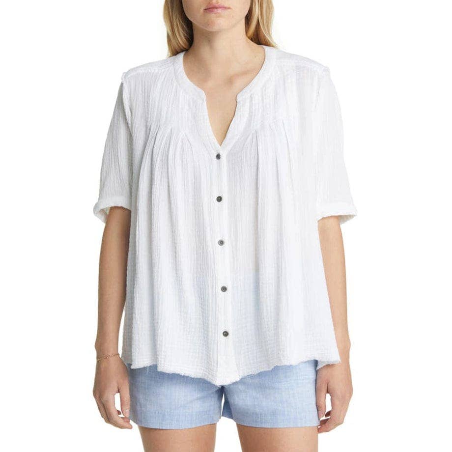 COURTNEY SHORT SLEEVE BUTTON TOP