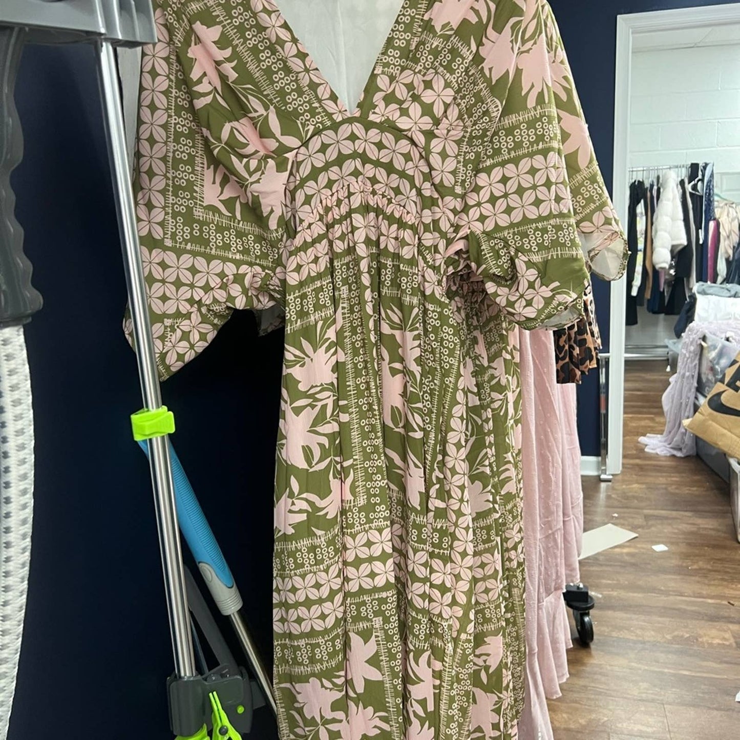 Amazon maxi dress like get pink and green design NWOT