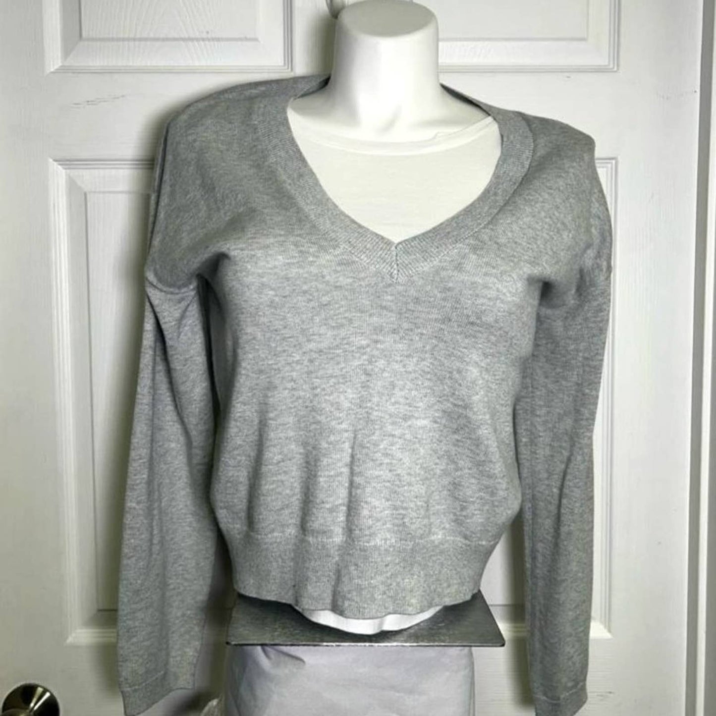 OPEN EDIT V-NECK SWEATER