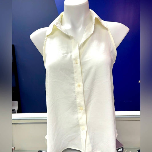 Banana Republic Top Sleeveless blouse.